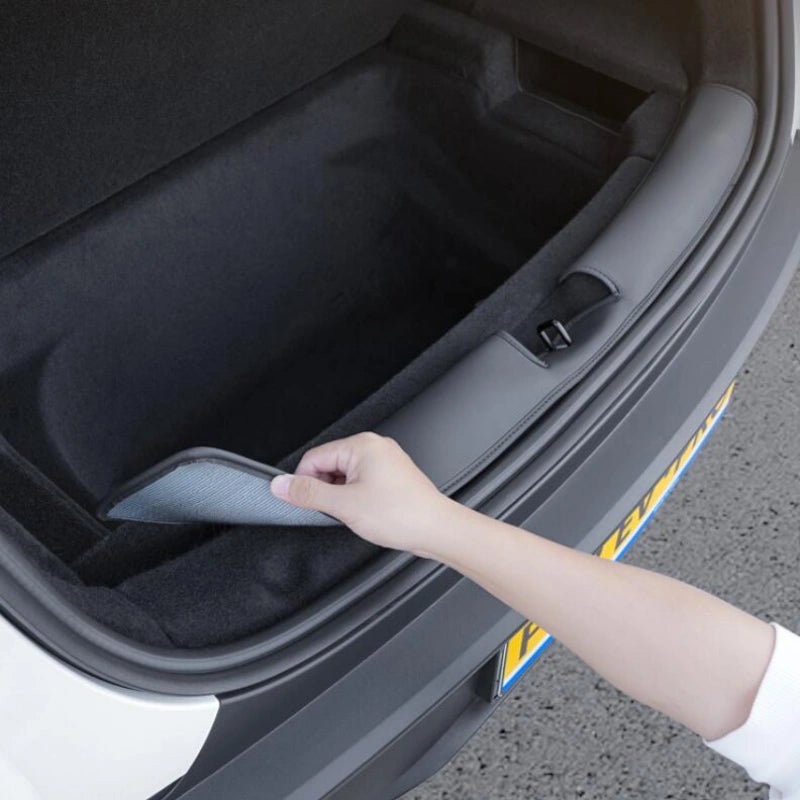 Trunk Sill Protector for Model Y Juniper 2025+