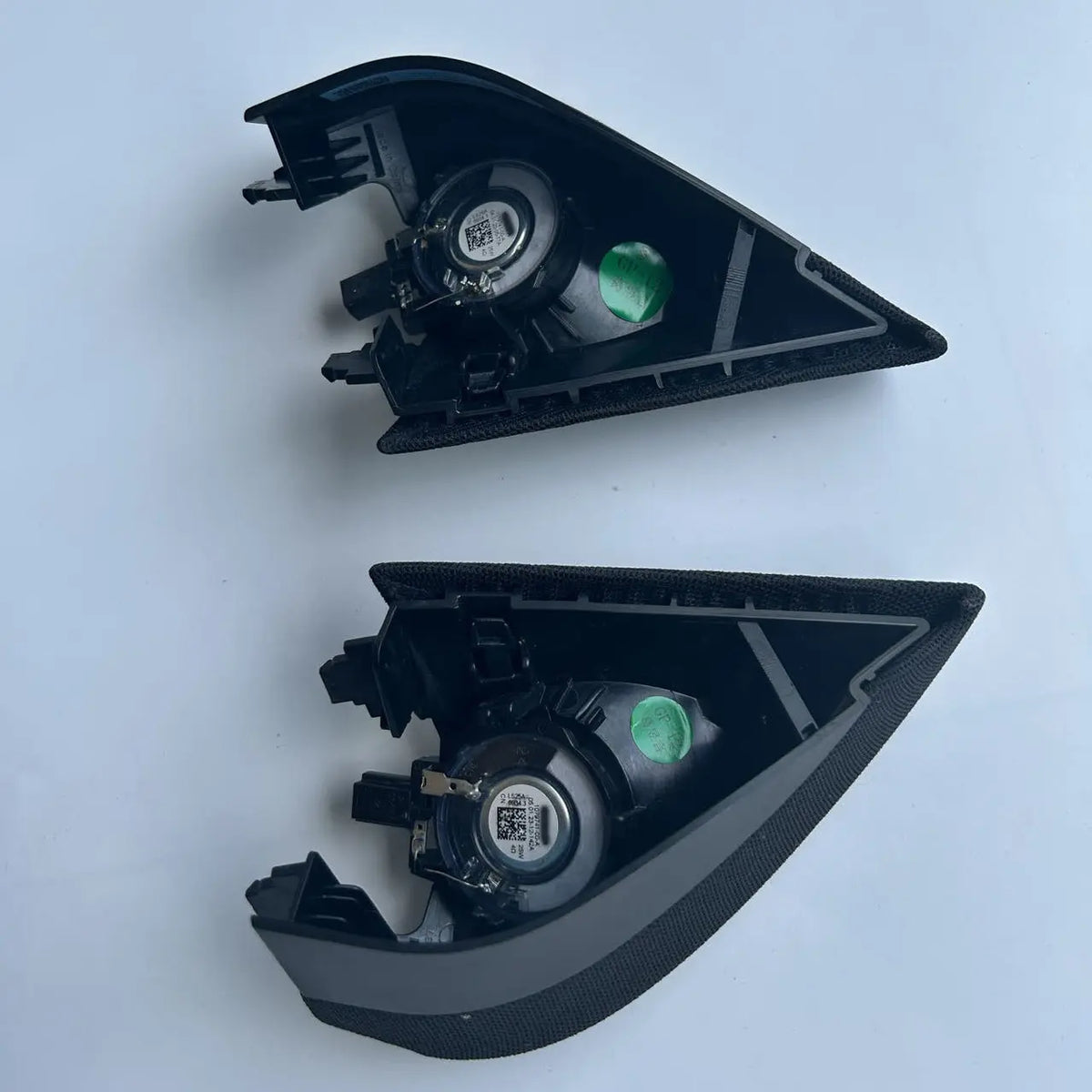 1498204-00-B / 1498205-00-B Front A-Pillar Tweeter Speaker Cover for Tesla Model Y  Modtesla