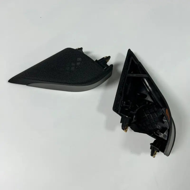 1095657-00-F / 1095686-00-F Front A-Pillar Tweeter Speaker Cover for Tesla Model 3  Modtesla